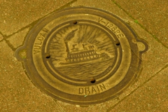Memphis manhole cover