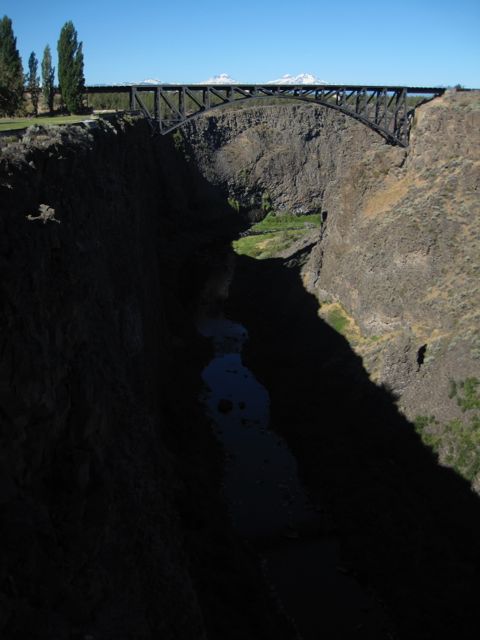 Crooked River Gorge, looking west